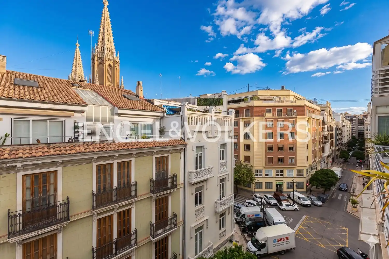 Vista exterior de Pis de lloguer en Valencia amb Aire condicionat, Calefacció i Moblat