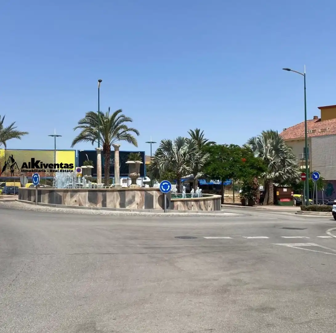 Außenansicht von Gebäude zum Verkauf in Alhaurín de la Torre