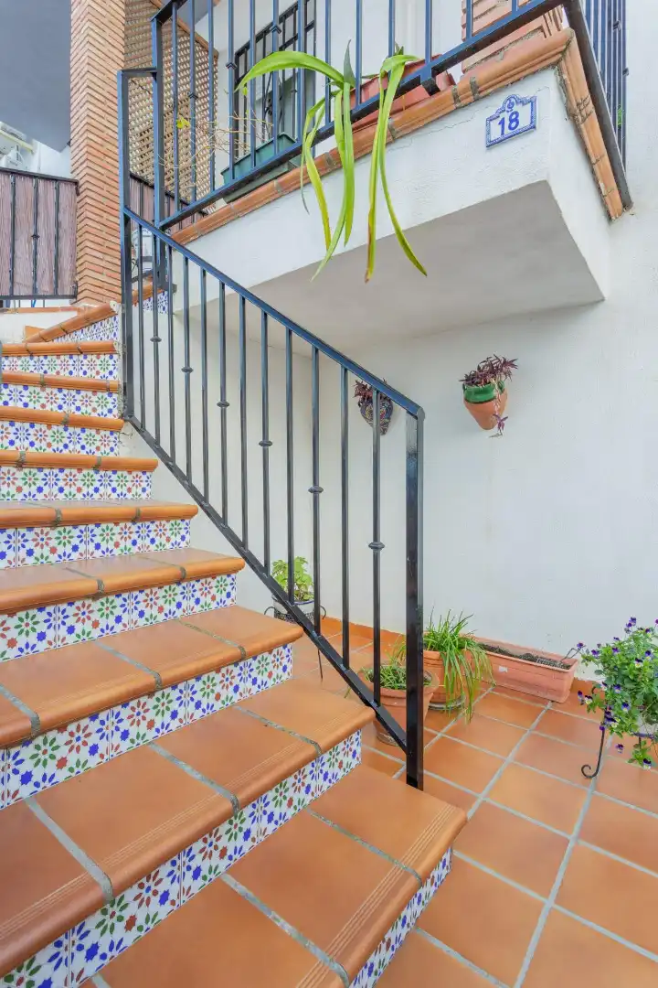 Casa adosada en venda en Cúllar Vega amb Aire condicionat, Calefacció i Moblat