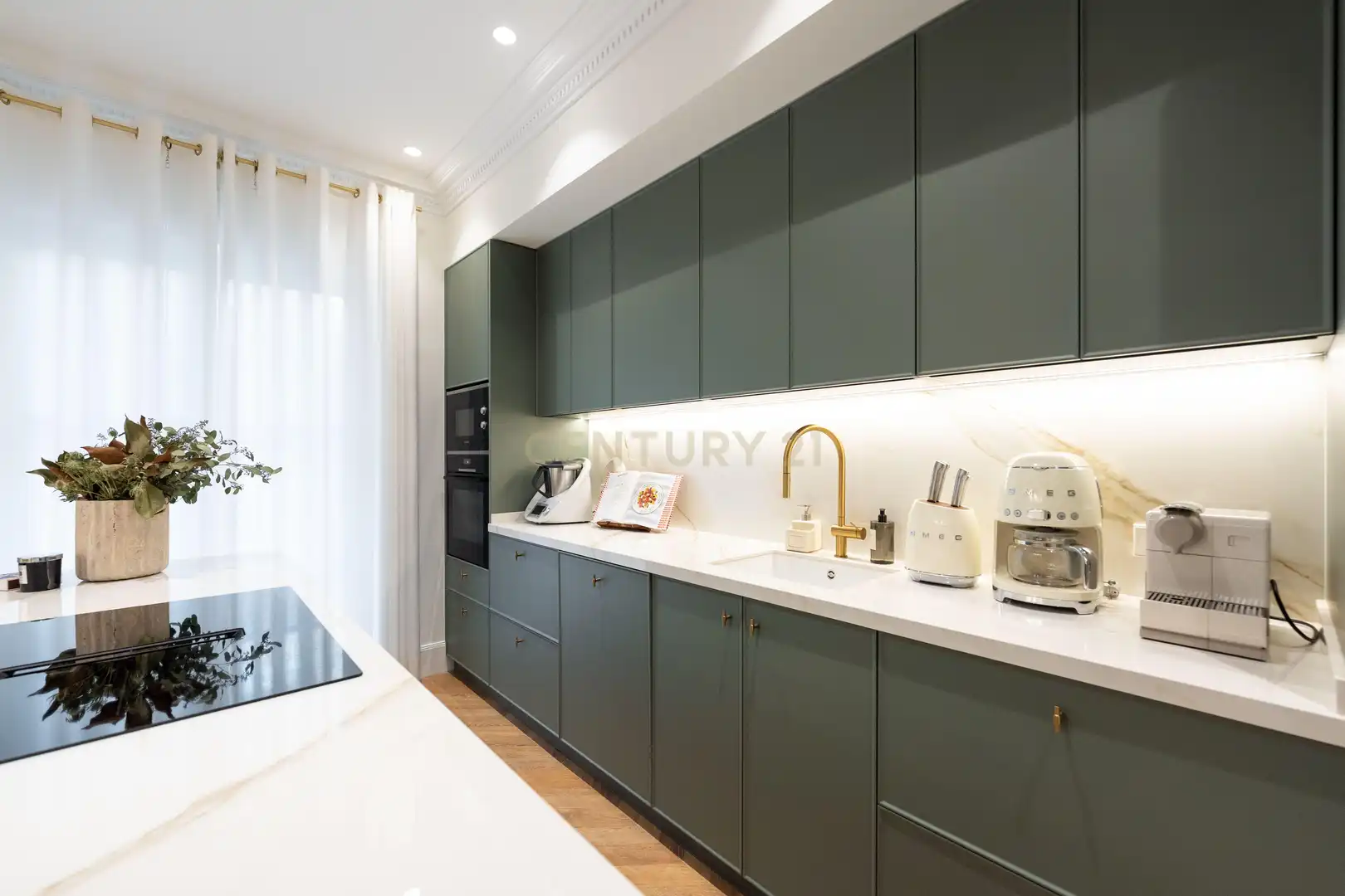 Apartamento en venta en Calle de Padilla, 39, Madrid, Spain, 39, Lista