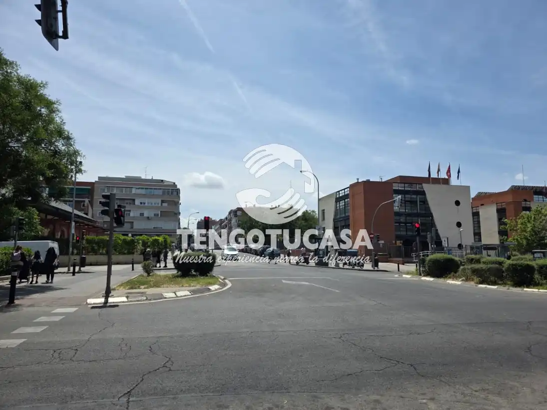 Vista exterior de Local de lloguer en Madrid