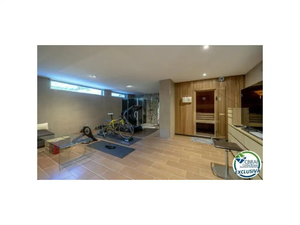 Detached house with pool for sale in Carrer d'Alemanya 74, imagen 18