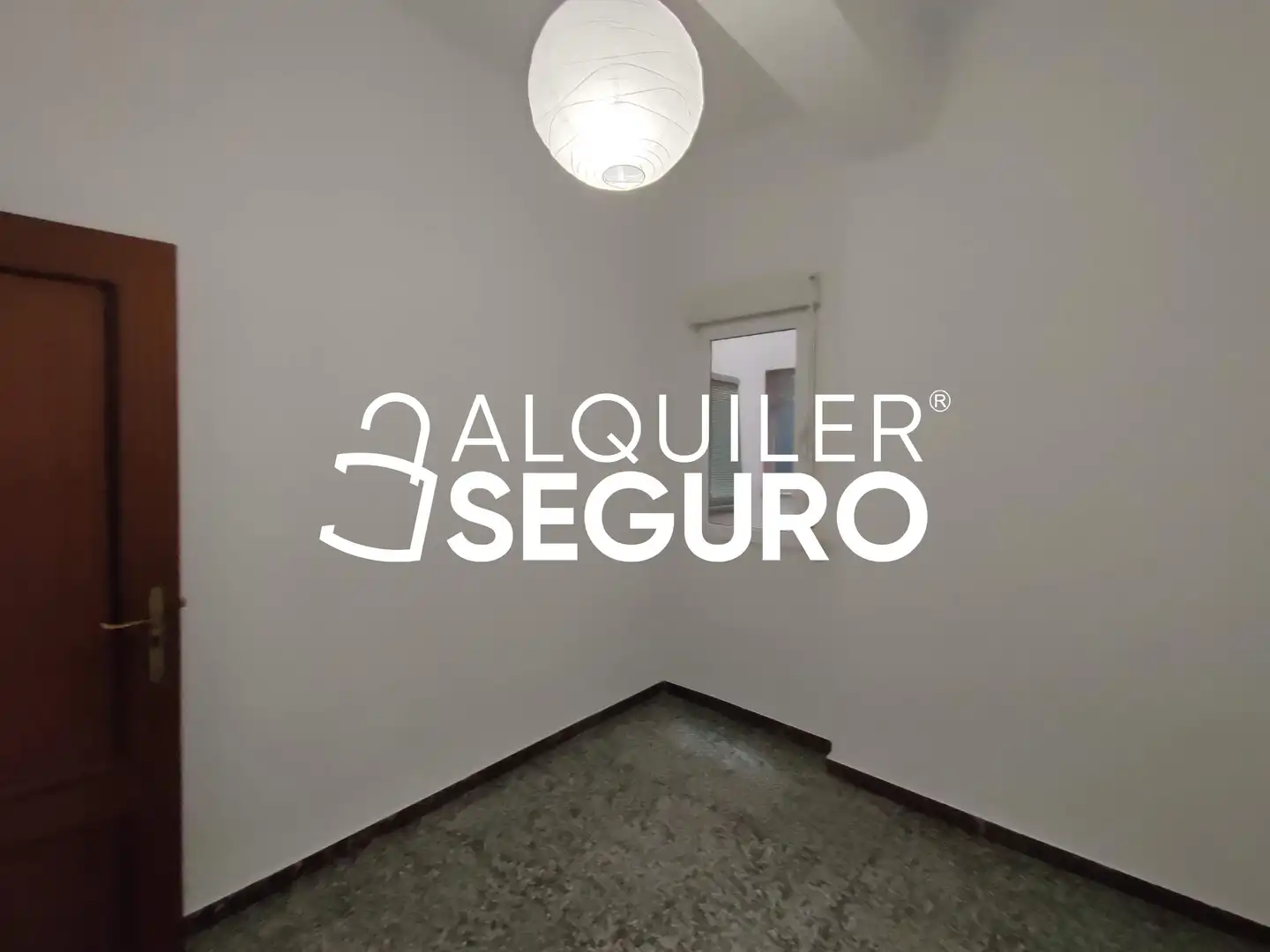 Schlafzimmer von Wohnung zur Miete in Valencia mit Klimaanlage