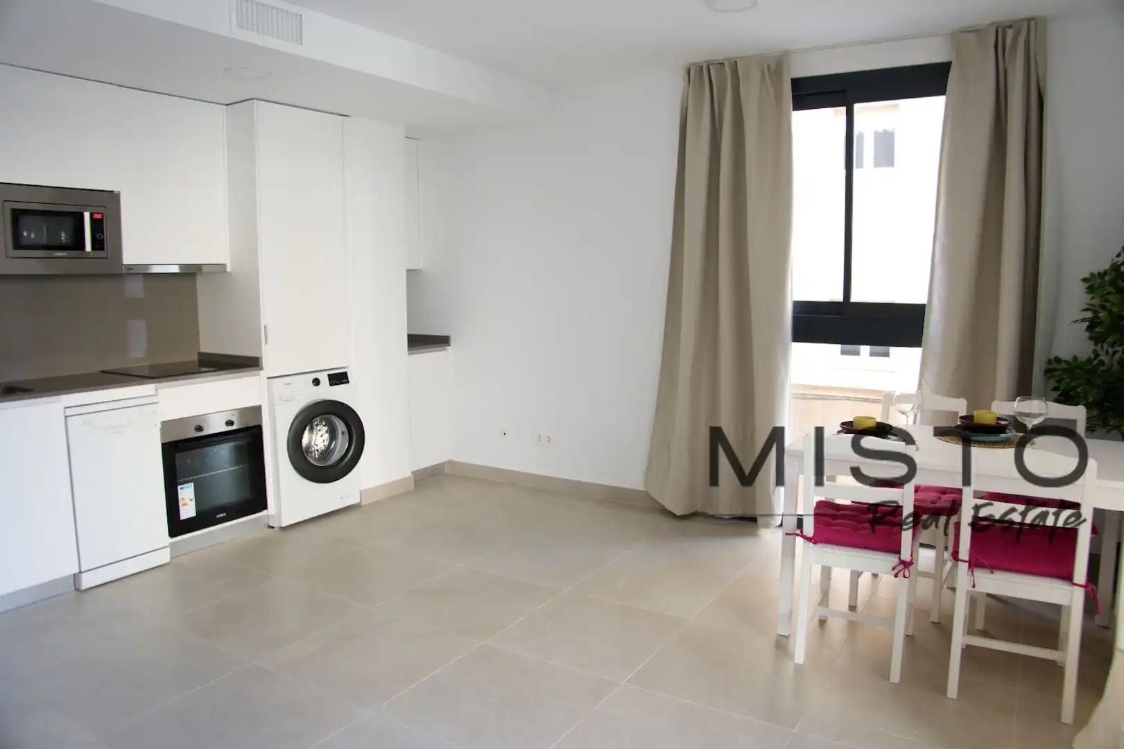 Flat with lift for sale in CALLE LEGAZPI  Es: Pl: Pt:B ESTEPONA (MÁLAGA), imagen 7