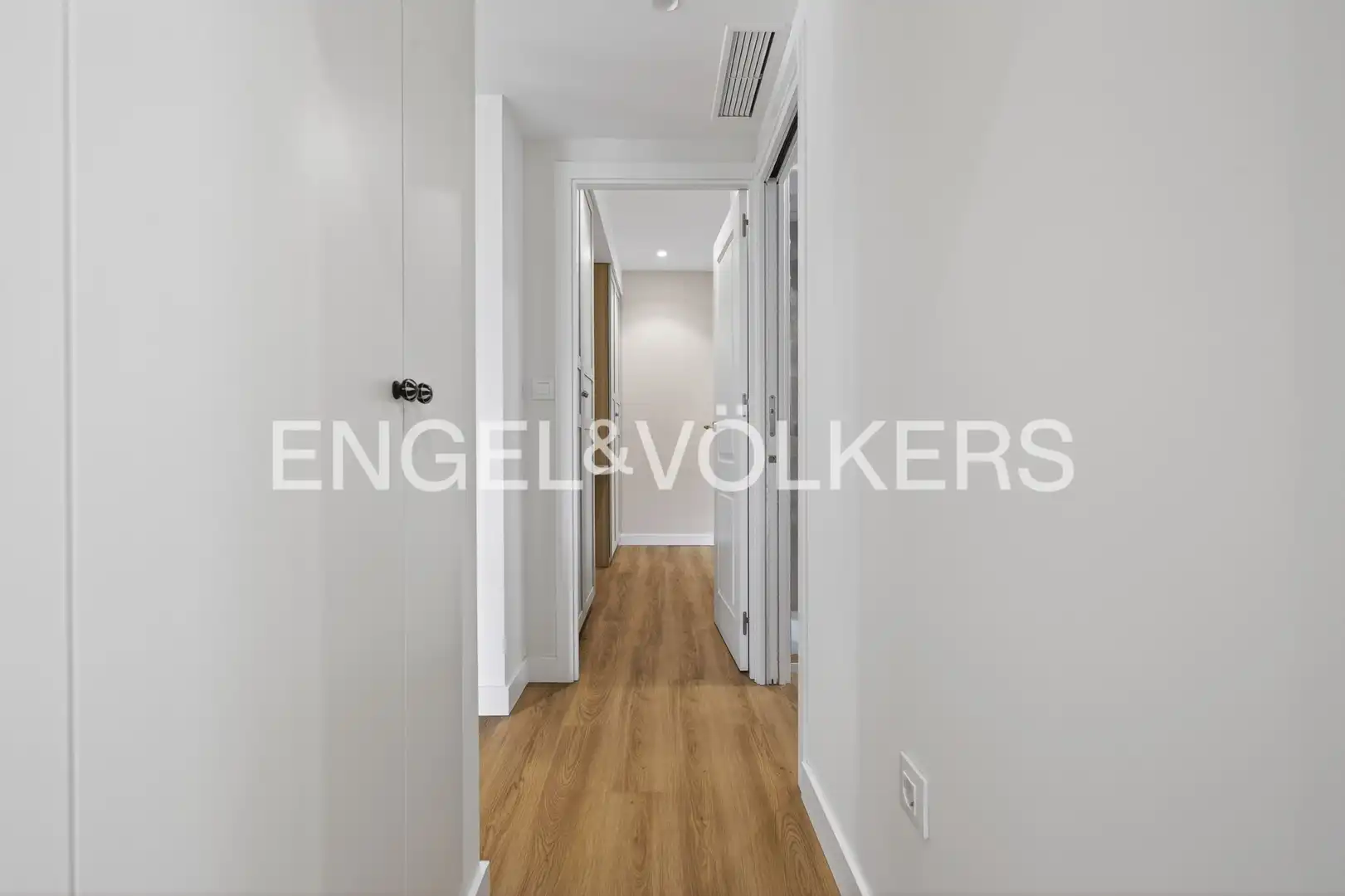 Flat for sale in Sevilla  with Heating, Parquet flooring and Terrace
