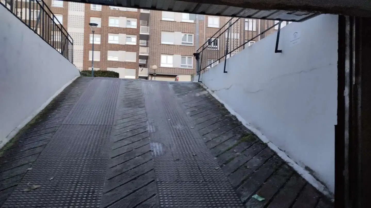 Parcheggio in vendita a Algorta, imagen 2