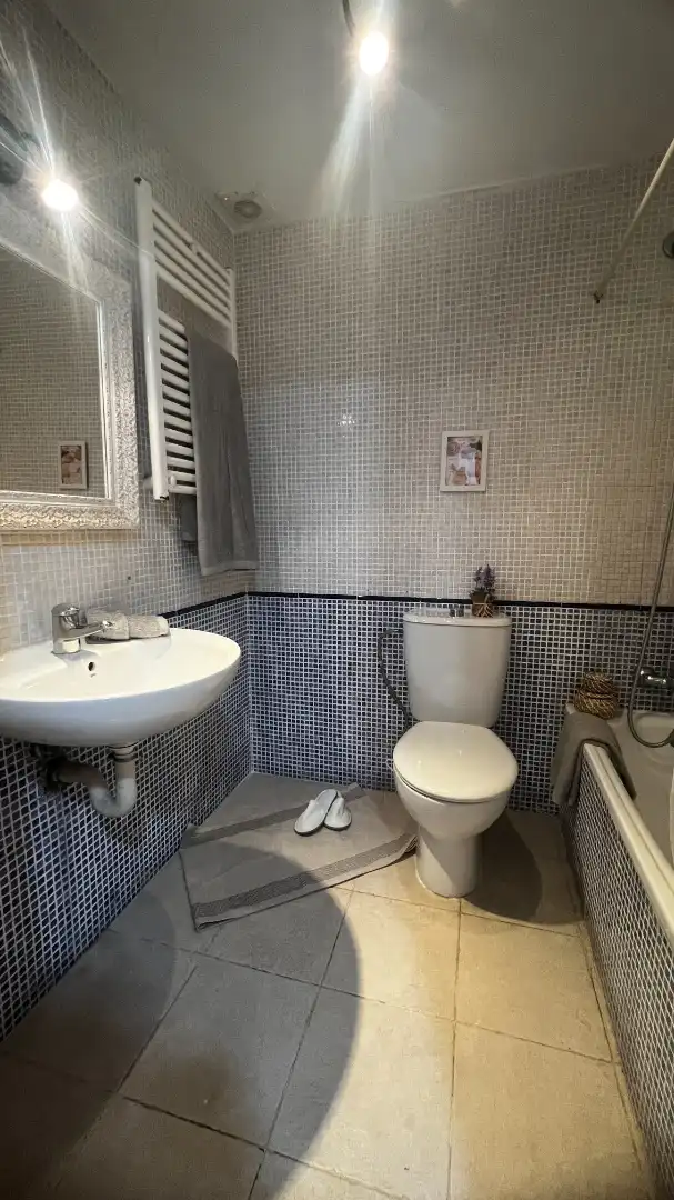 Baño de Dúplex en venta en Terrassa con Calefacción, Terraza y Horno
