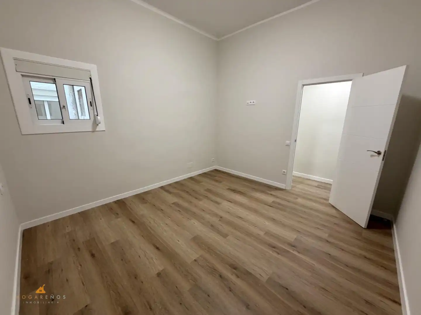 Planta baja en venta en Mataró con Parquet