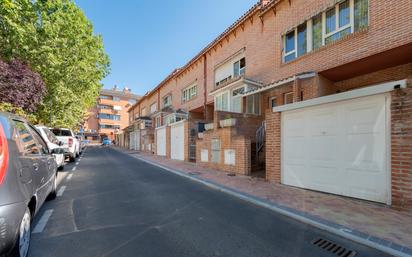 Vista exterior de Casa o xalet en venda en Colmenar Viejo amb Aire condicionat