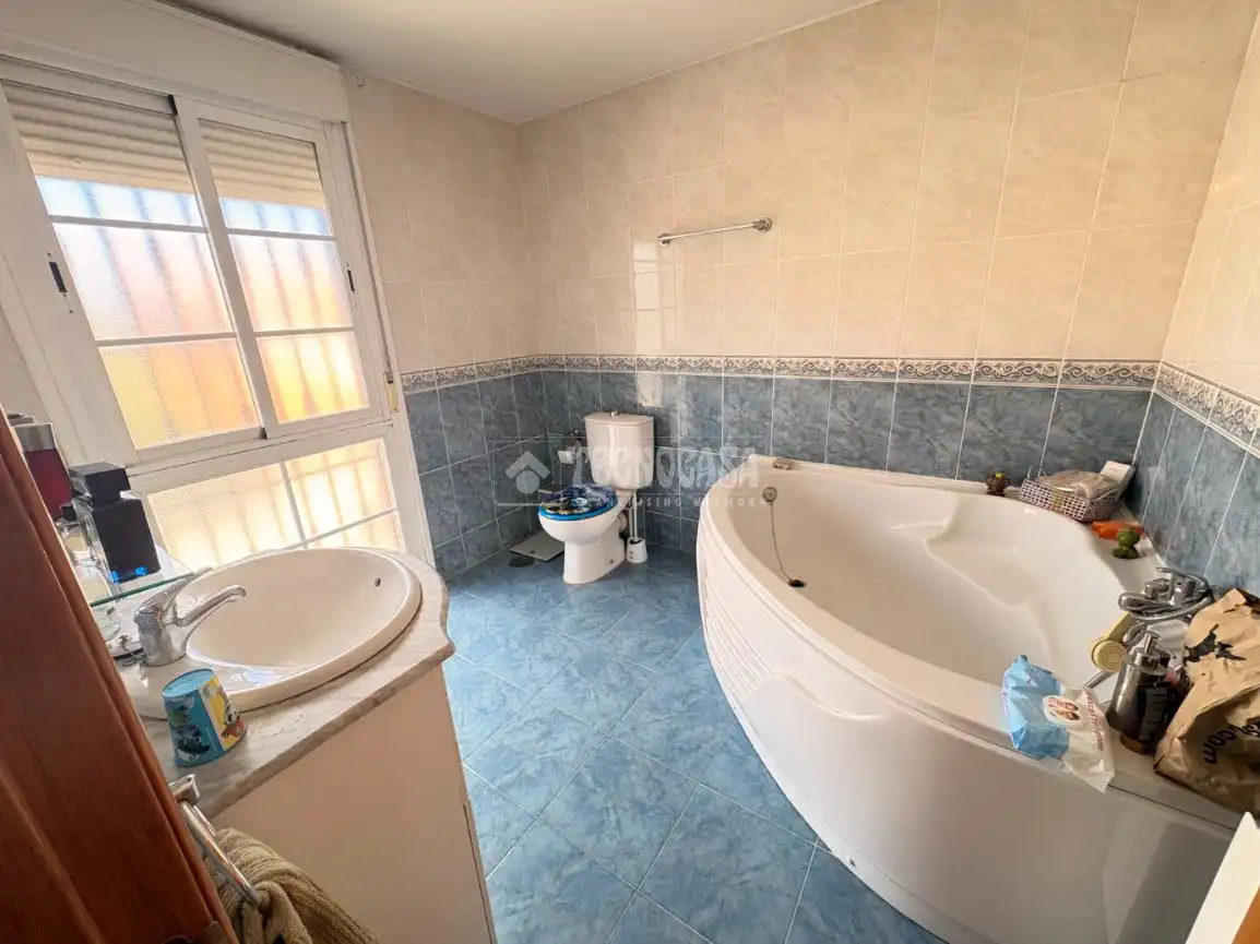 Baño de Casa adosada en venta en Loeches