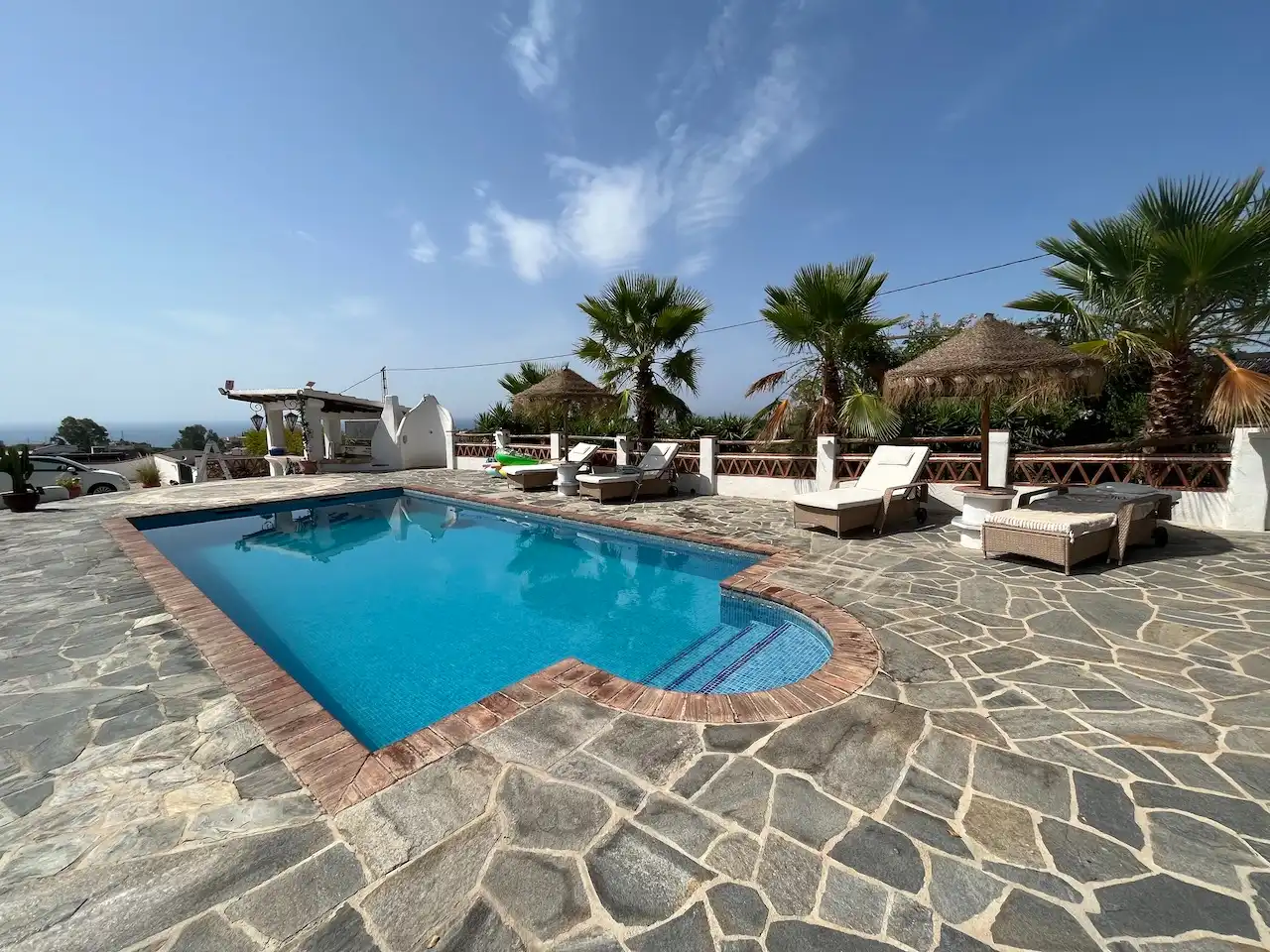 Swimming pool of Country homes for sale in Vélez-Málaga  with Air Conditioner, Heating and Private garden