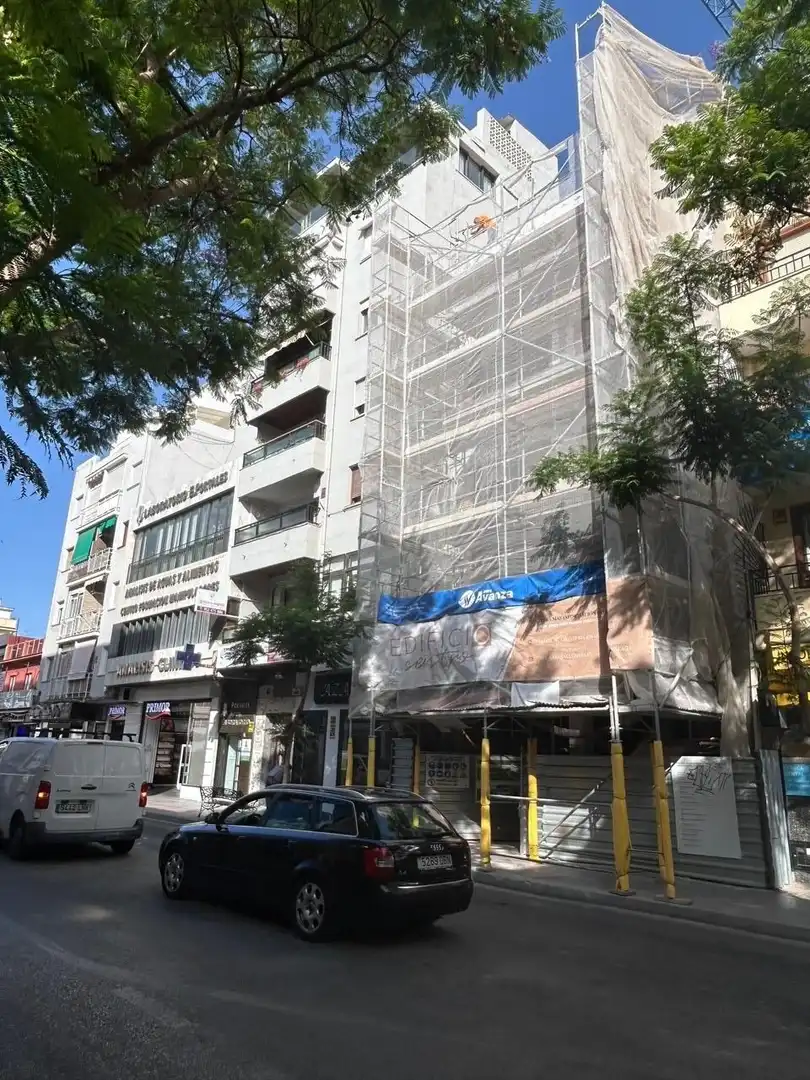 Pis amb ascensor en venda a Puerto Deportivo