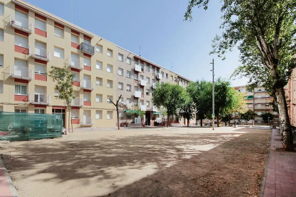 Vista exterior de Piso en venta en Sabadell