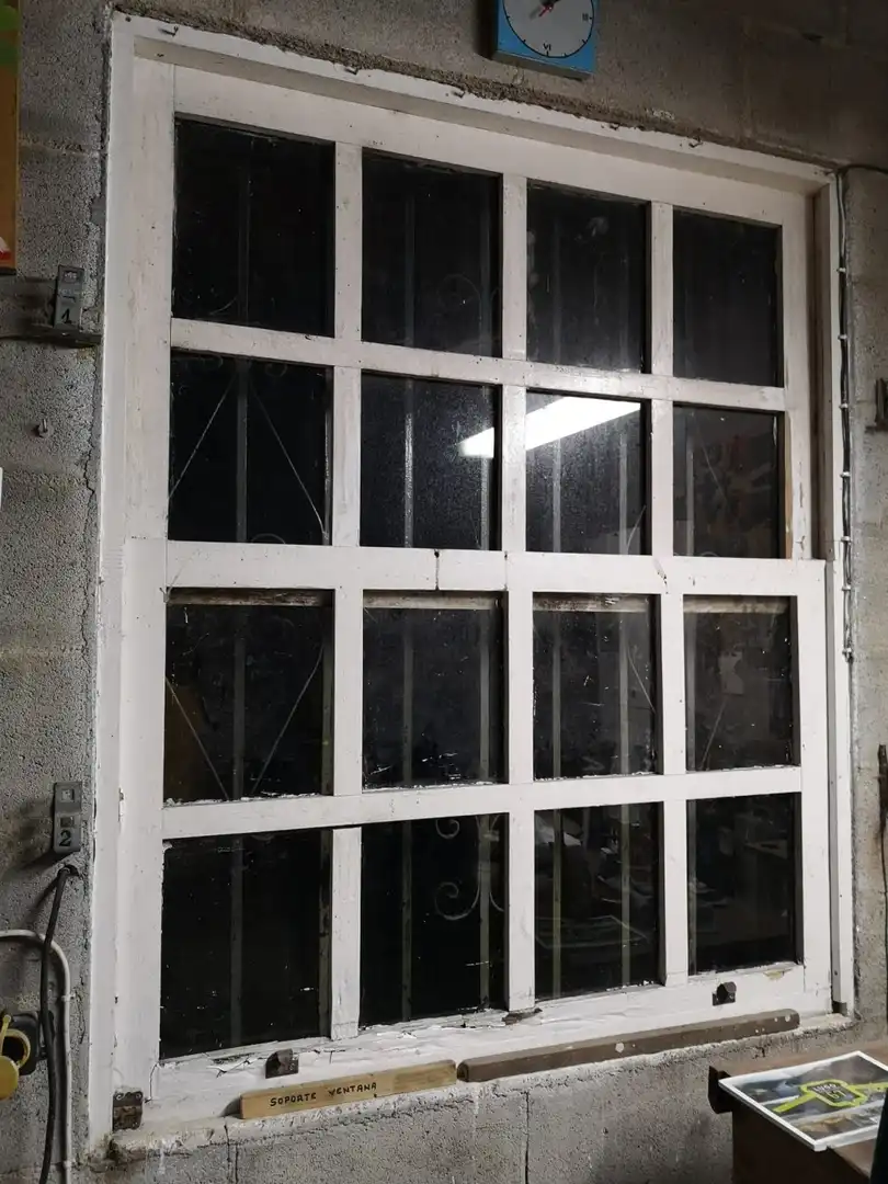 Vista exterior de Casa o xalet en venda en Monfero amb Calefacció, Jardí privat i Traster