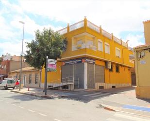 Vista exterior de Casa o xalet en venda en La Unión amb Terrassa i Balcó