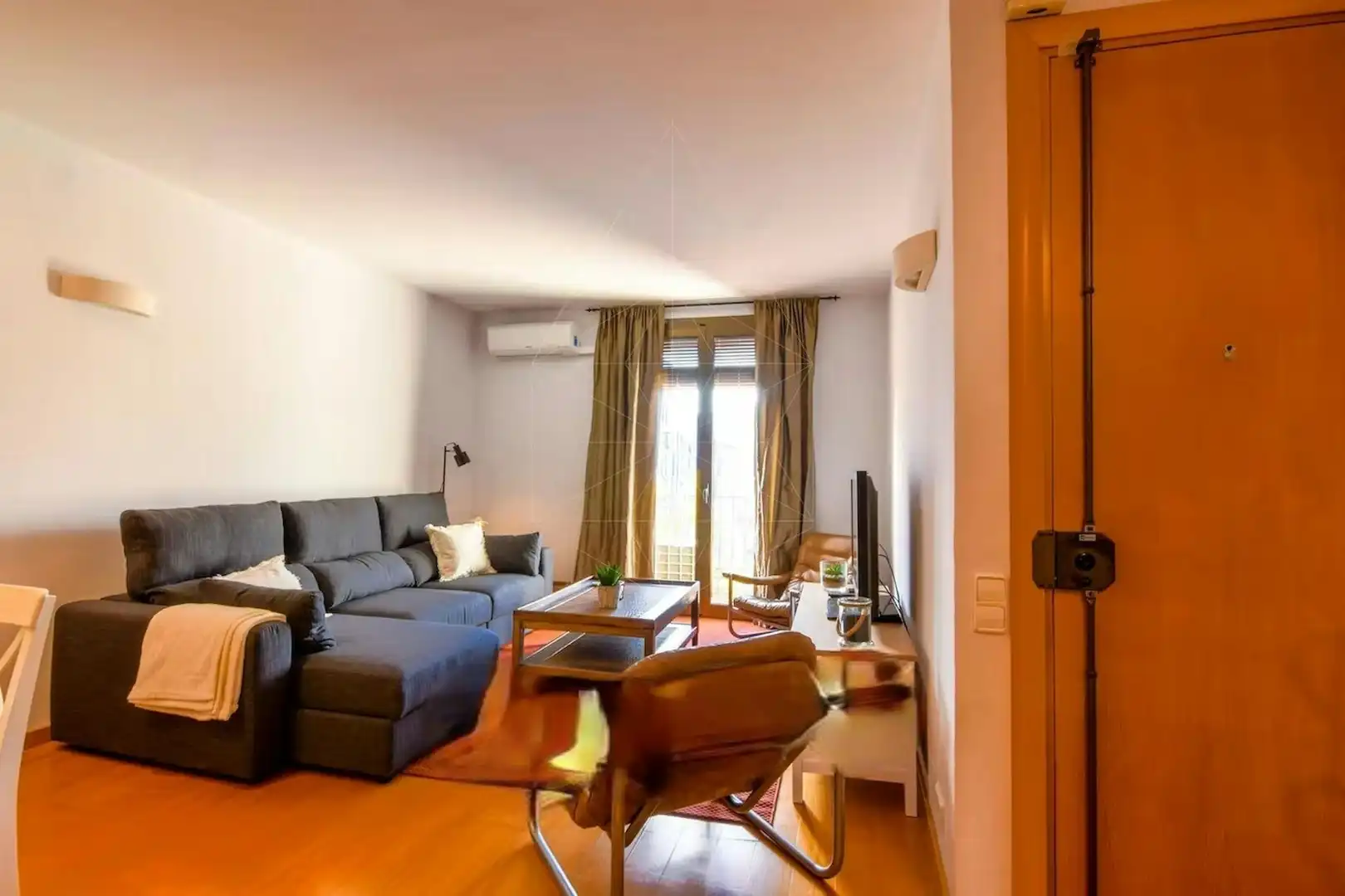 Sala de estar de Piso de alquiler en Barcelona con Aire acondicionado, Calefacción y Amueblado