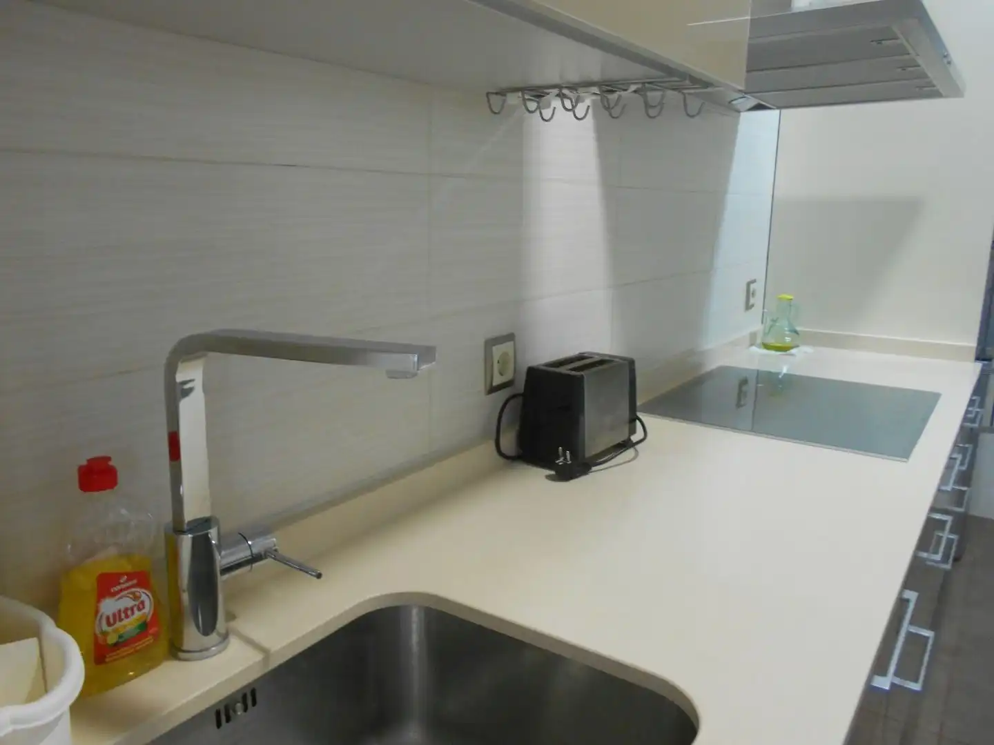 Kitchen of Flat for rent in Valencia  with Air Conditioner, Heating and Terrace