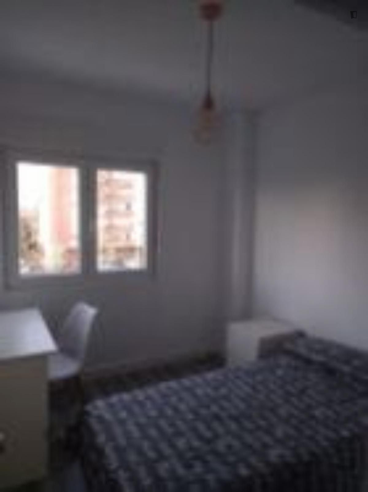 Apartament per a compartir a Alisal - San Román