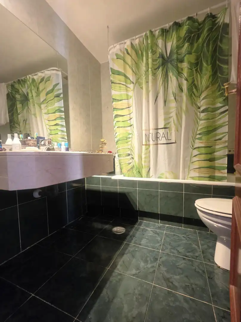 Bany de Planta baixa en venda en Valdemoro amb Calefacció, Parquet i Terrassa