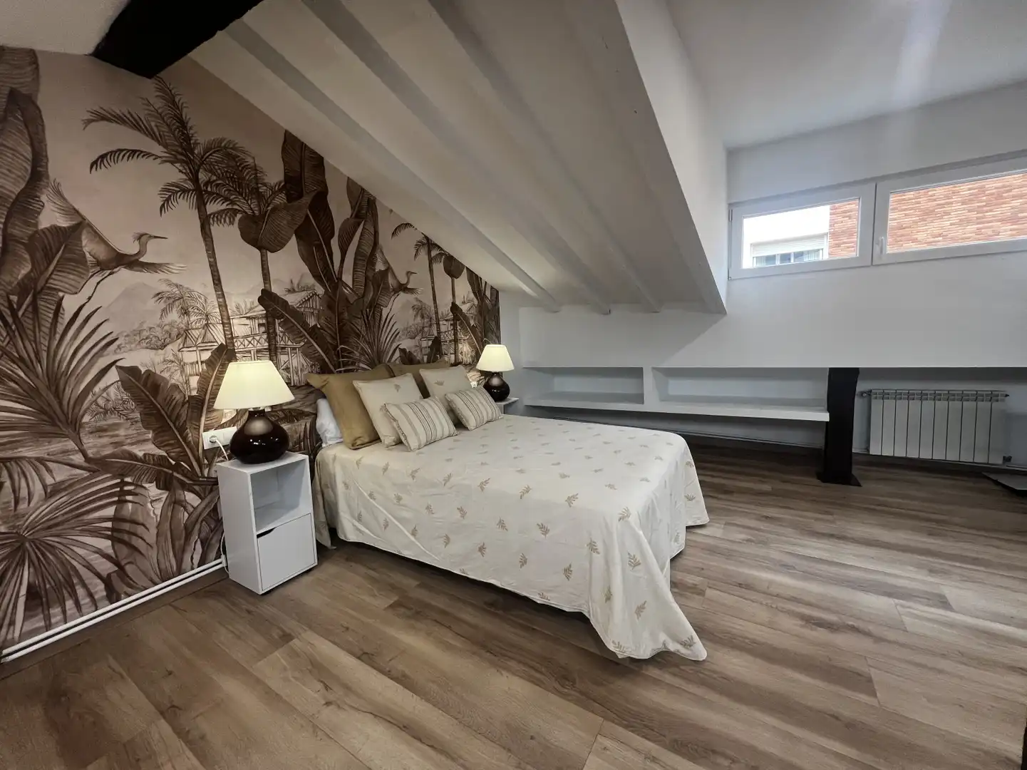 Habitación de Ático en venta en Santander con Calefacción, Jardín privado y Parquet