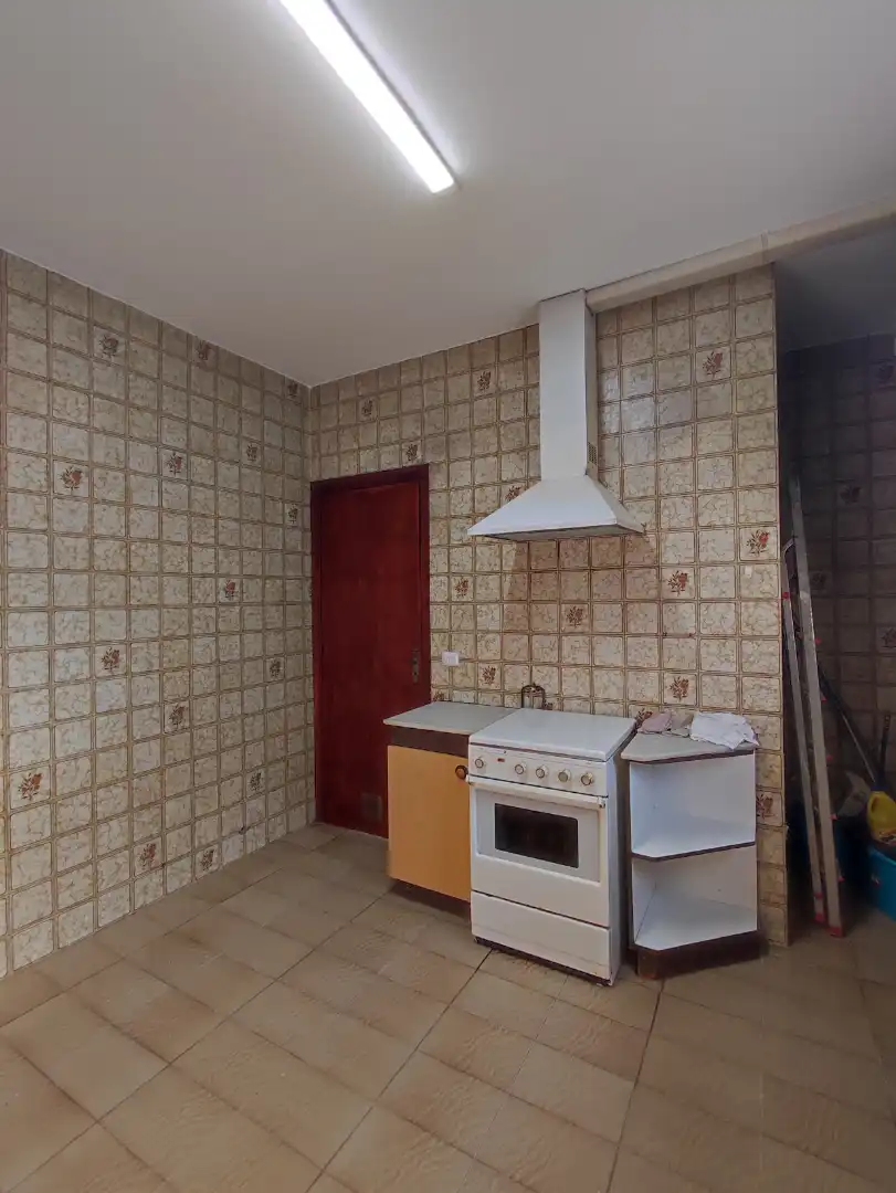 Cuina de Casa o xalet en venda en Sant Llorenç d'Hortons amb Jardí privat, Terrassa i Traster