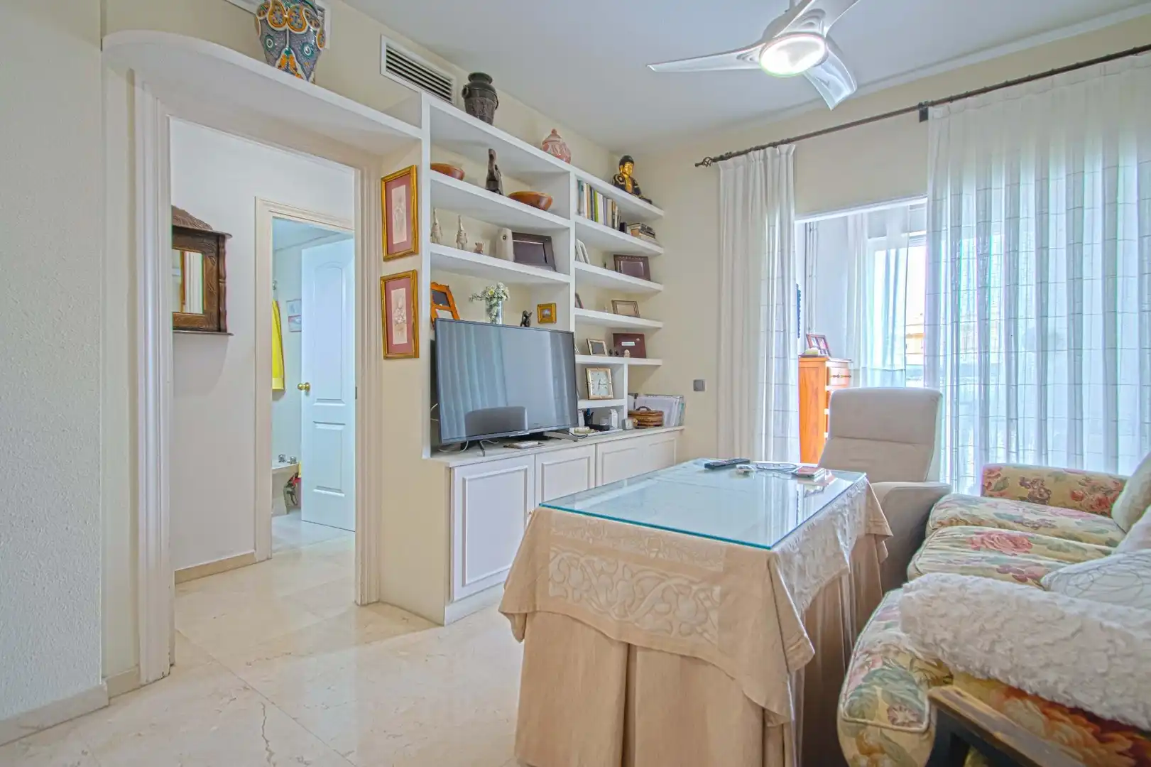 Flat for sale in Avenida ALCALDE LUIS URUÑUELA, Urbadiez - Entrepuentes