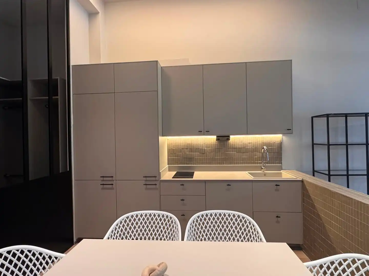 Cocina de Apartamento de alquiler en Madrid con Aire acondicionado, Calefacción y Amueblado