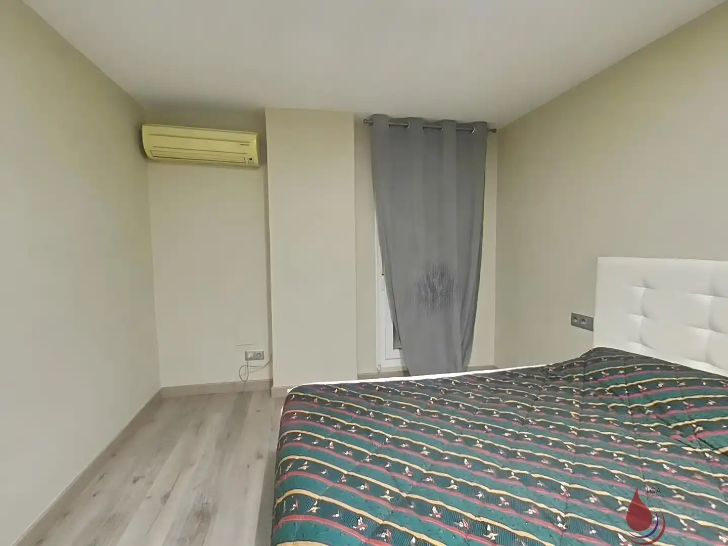 Bedroom of Flat for sale in Eixample