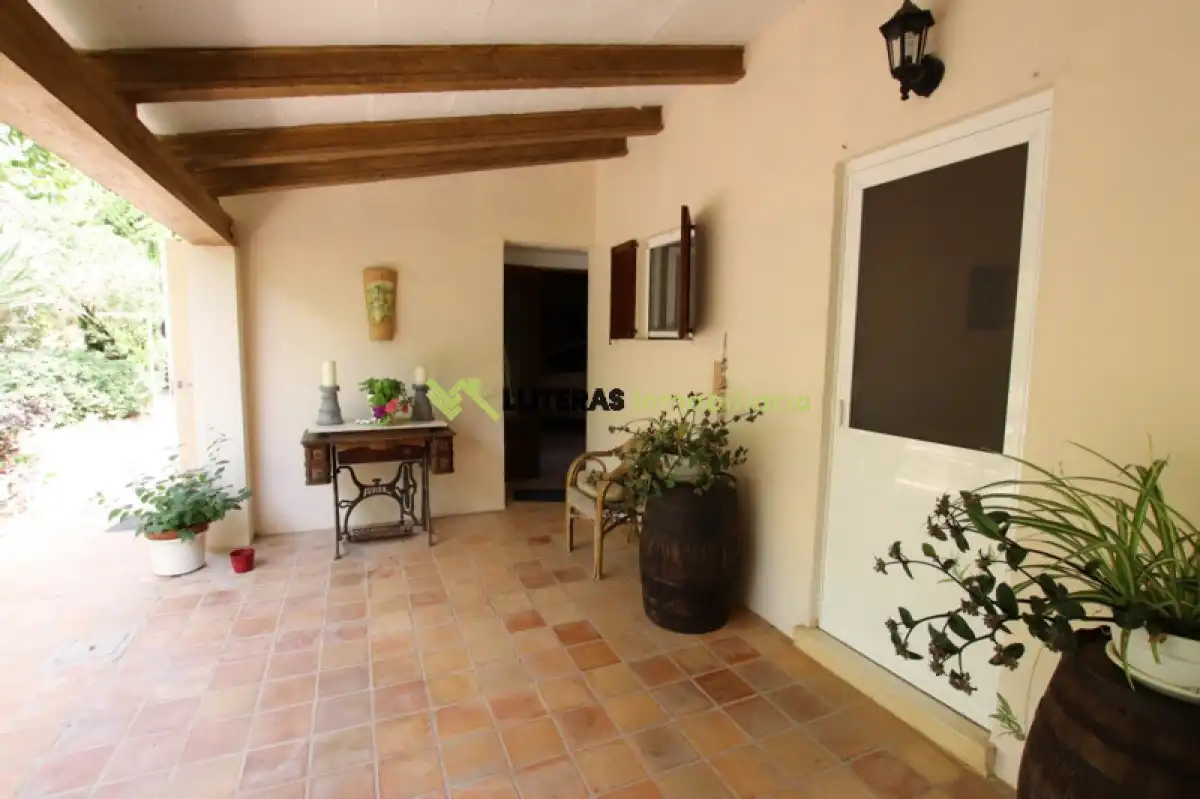 Country house zum Verkauf in Inca mit Klimaanlage, Privatgarten und Terrasse
