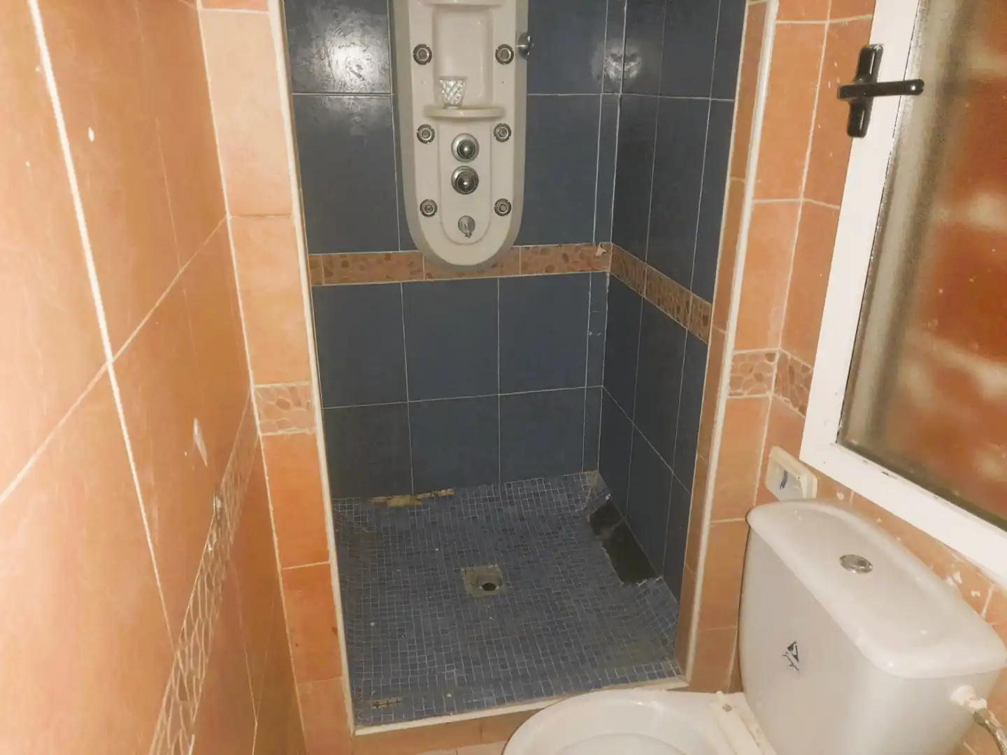 Bathroom of Houses for sale in Torrejón del Rey, Guadalajara