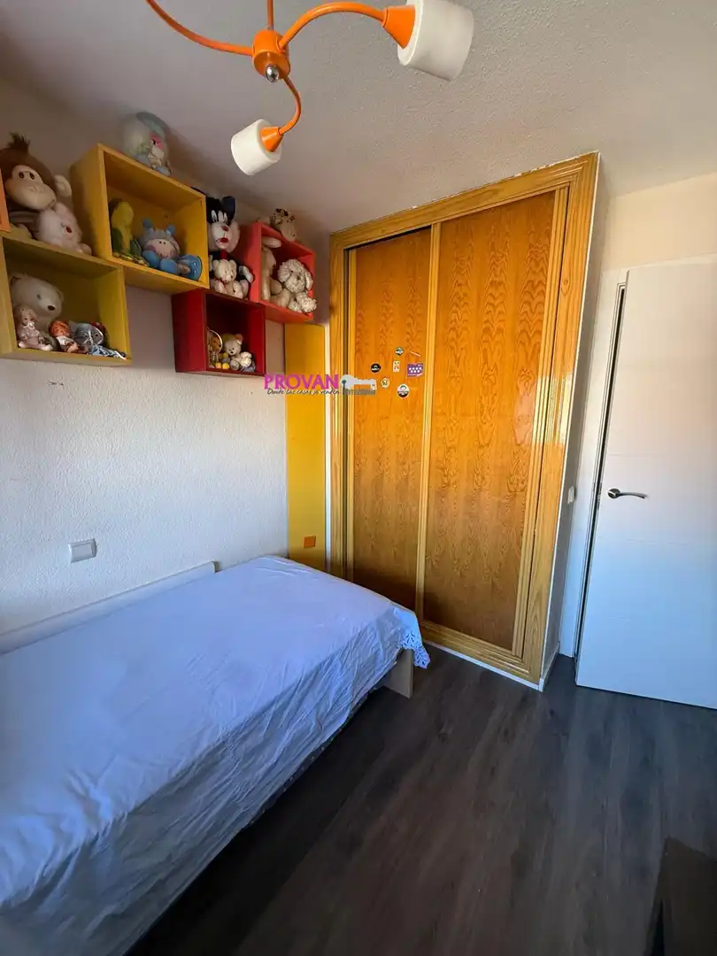 Bedroom of Flat for sale in Torrejón de Ardoz  with Air Conditioner, Heating and Private garden