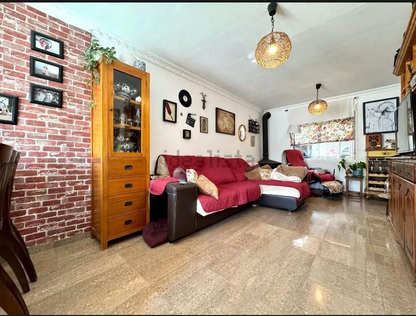 Living room of Single-family semi-detached for sale in Roquetas de Mar  with Air Conditioner, Private garden and Terrace