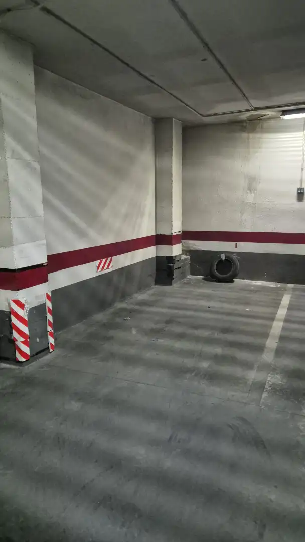 Individual with lift for sale in Plaza la Mancha