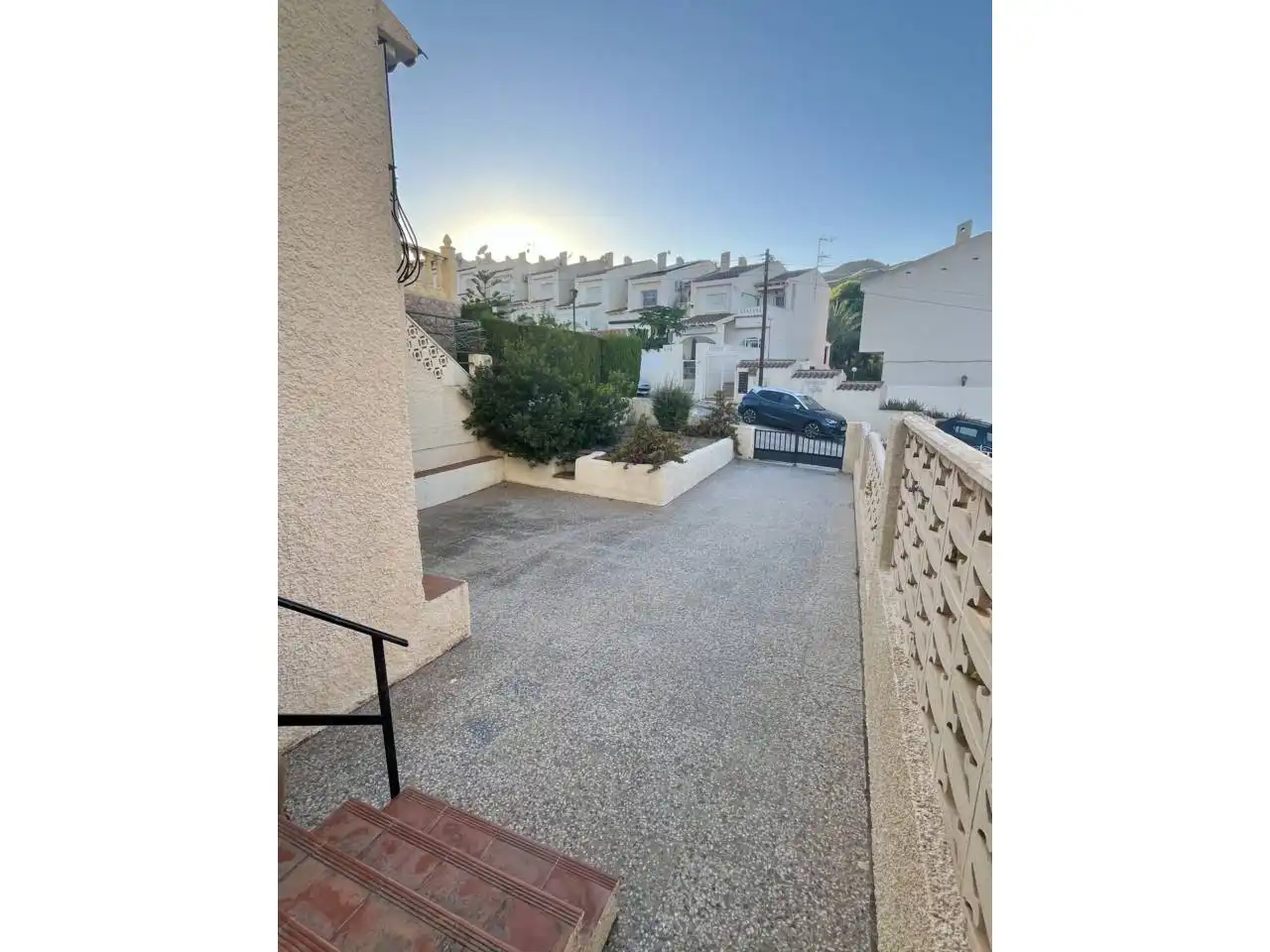Vista exterior de Casa o xalet de lloguer en El Campello amb Aire condicionat, Terrassa i Moblat