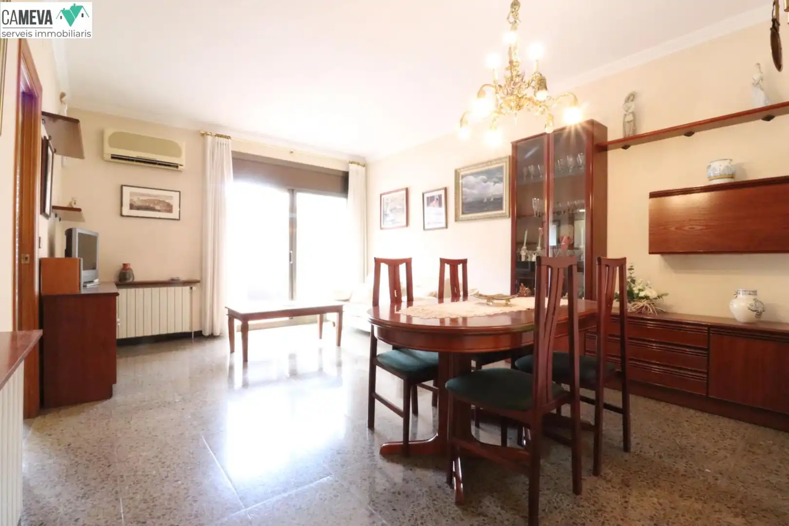 Comedor de Casa adosada en venta en Barberà del Vallès con Aire acondicionado, Calefacción y Terraza
