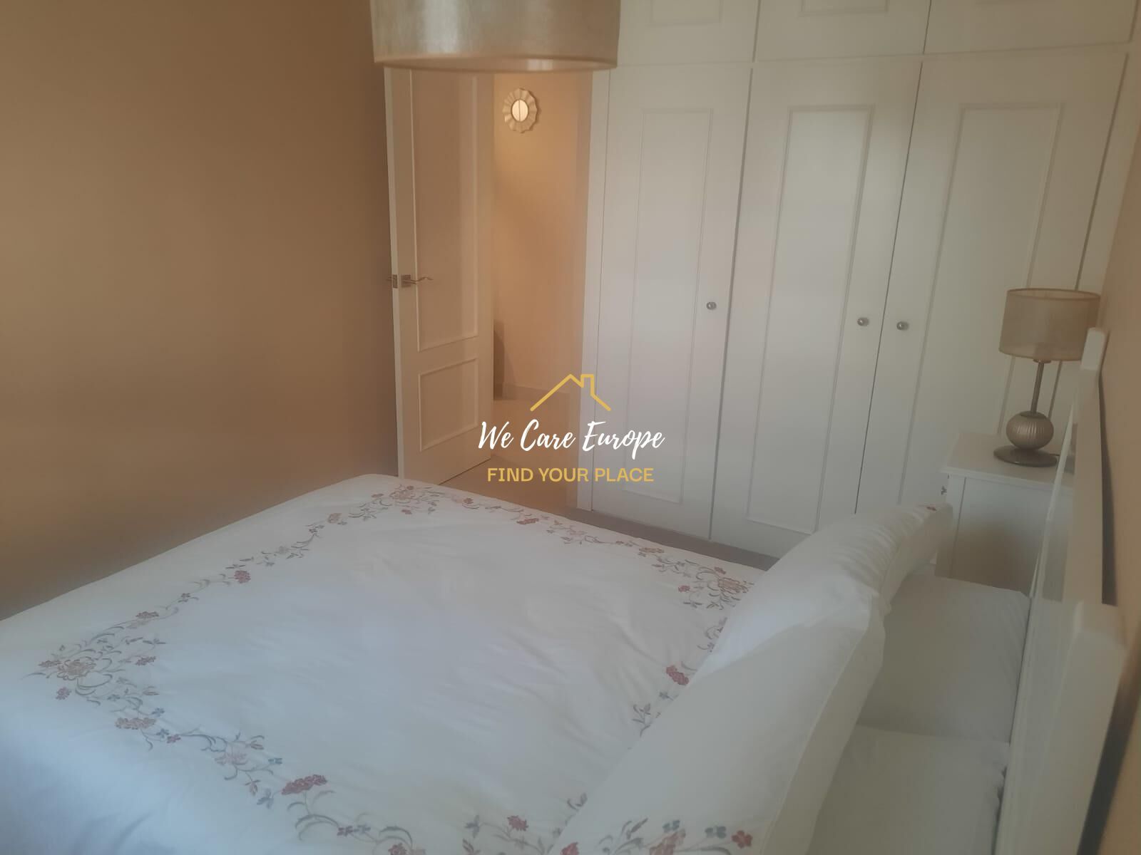 Bedroom of Attic to rent in  Granada Capital  with Air Conditioner, Private garden and Terrace
