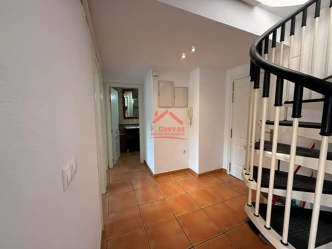 Maisonette zum Verkauf in Torrox mit Terrasse, Möbliert und Ofen