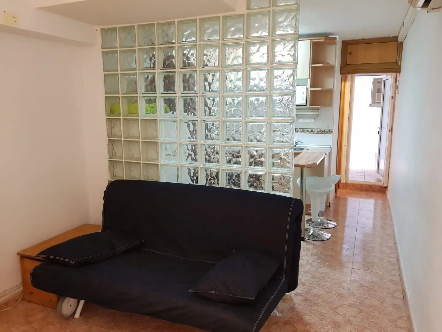 Sala de estar de Planta baja en venta en L'Hospitalet de Llobregat con Terraza