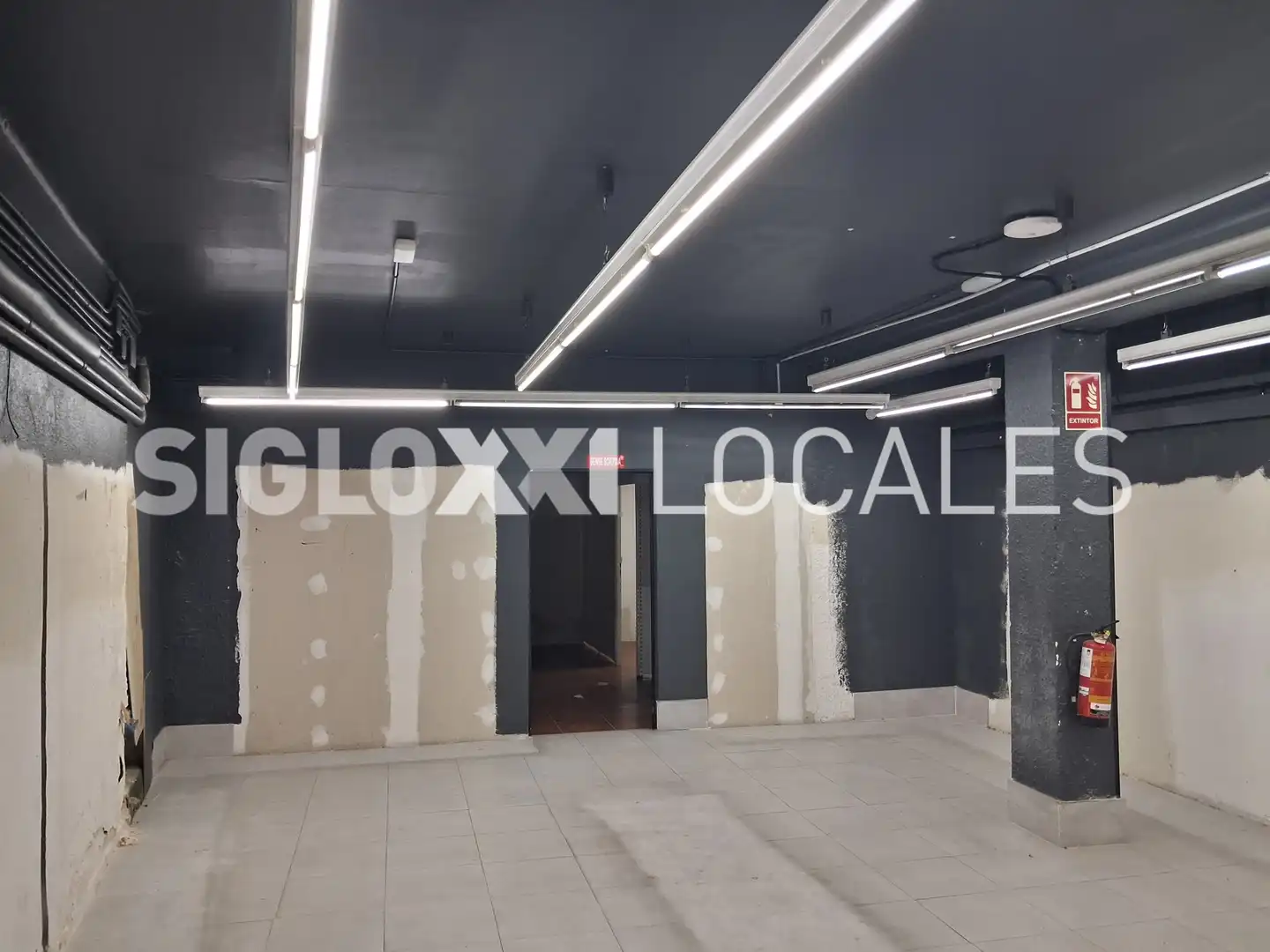 Local de lloguer en Barcelona amb Moblat