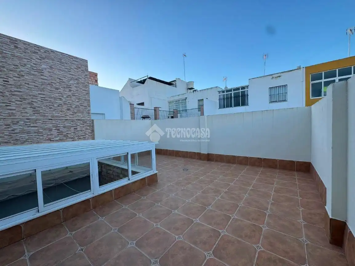 Casa adosada en venta en Calle Dr. Manuel E. Patarroyo, Osuna