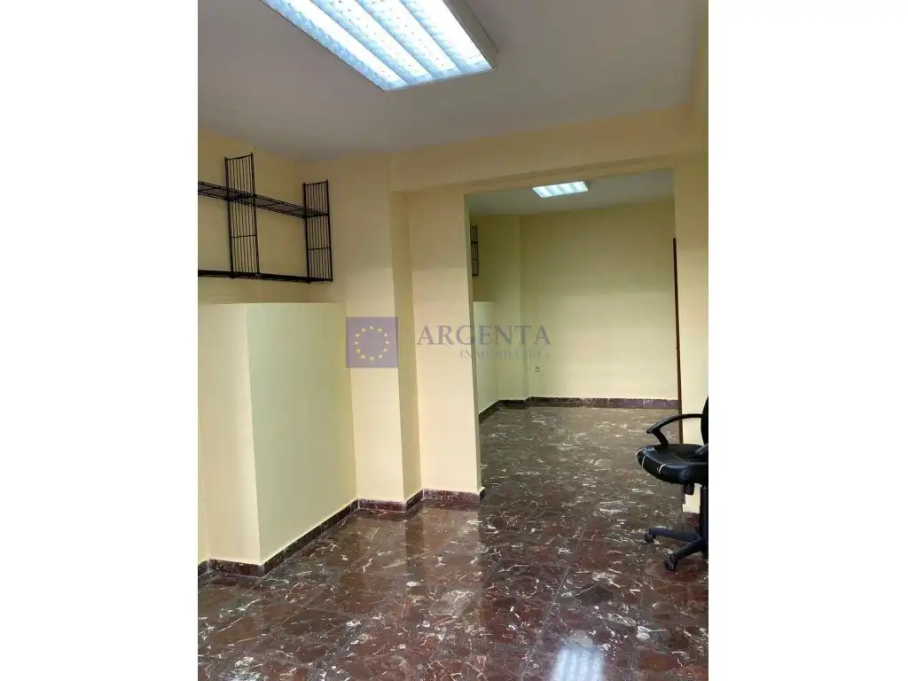 Oficina amb ascensor en venda a Calle San Pedro De Alcantara, imagen 3