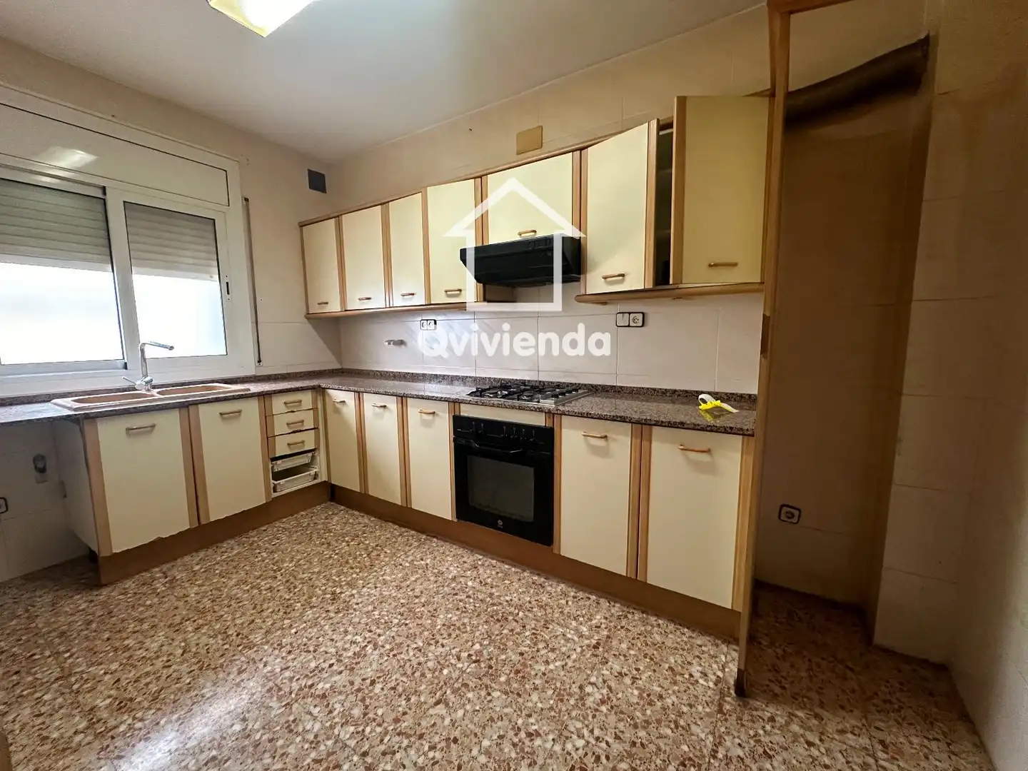 Cocina de Casa adosada en venta en Santa Perpètua de Mogoda con Trastero
