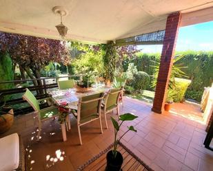 Jardí de Casa o xalet en venda en Rivas-Vaciamadrid amb Aire condicionat, Calefacció i Traster