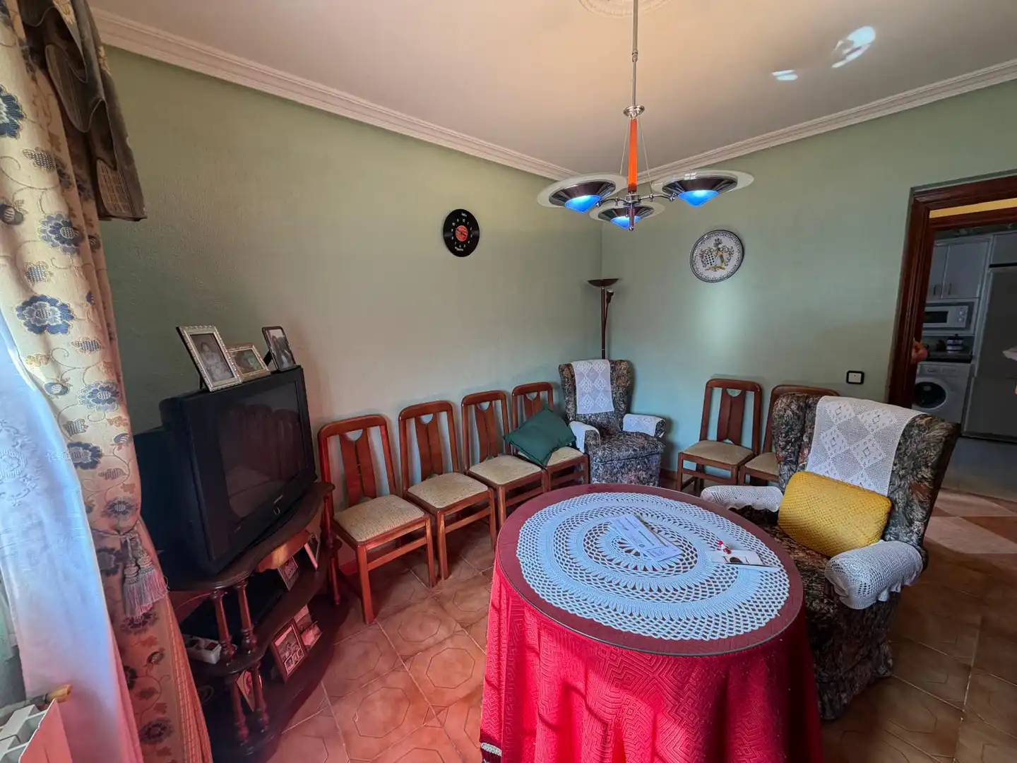Sala d'estar de Finca rústica en venda en Torrecilla de la Orden amb Calefacció, Terrassa i Traster