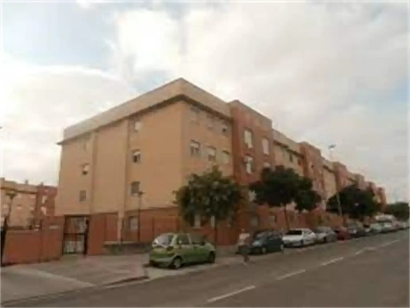 Vista exterior de Garatge en venda en Jerez de la Frontera