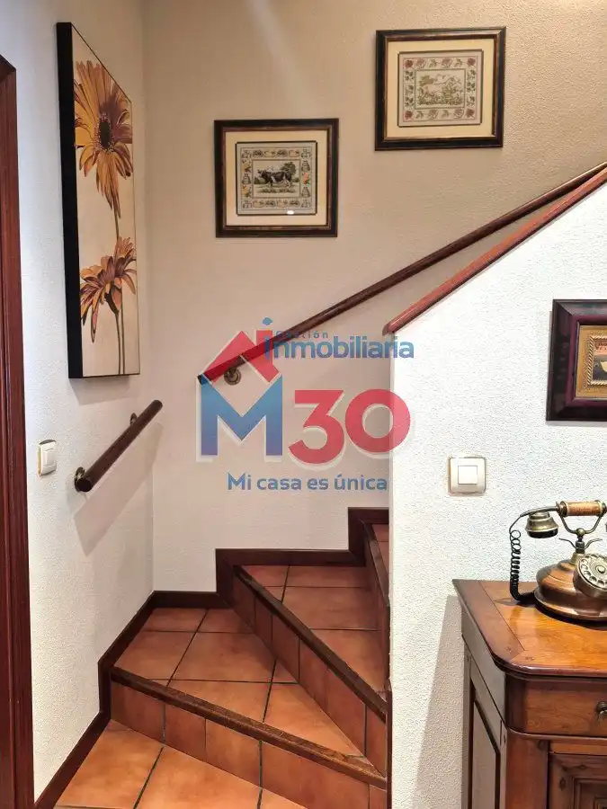 Casa adosada en venda en Miranda de Ebro amb Calefacció, Terrassa i Traster