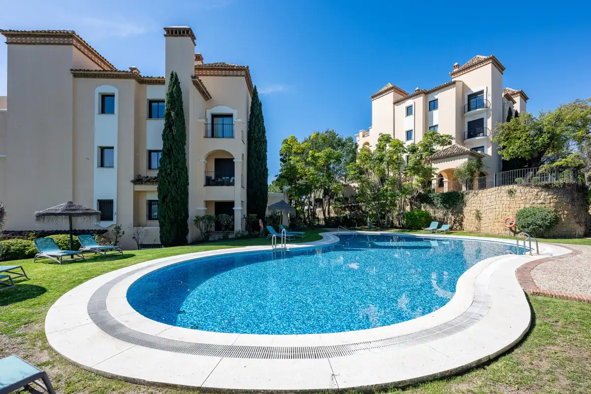 Piso con terraza en venta en Urbanizacion el Herrojo 2, imagen 43