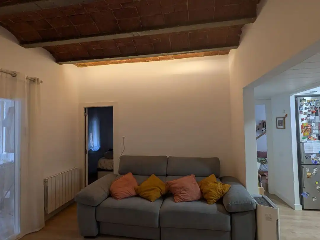 Sala de estar de Piso en venta en  Barcelona Capital con Aire acondicionado y Balcón