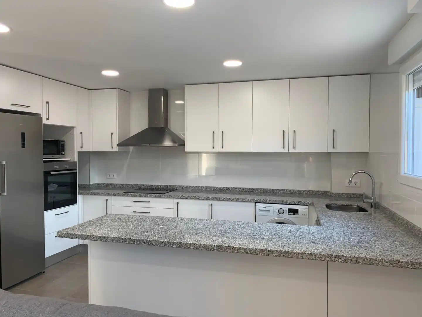 Kitchen of Flat for share in Alcoy / Alcoi  with Heating, Terrace and Furnished
