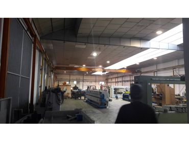 Industrial building to rent in Avenida Espioca